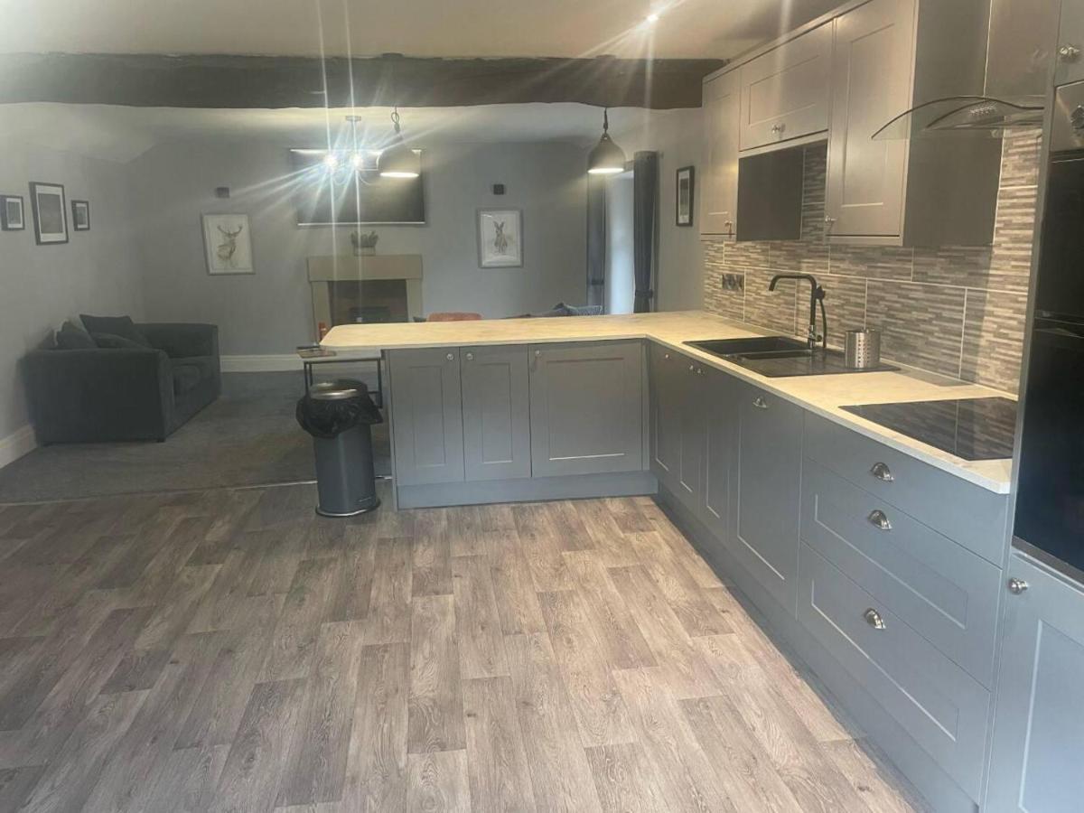 Cosy Apartment Above Village Pub بكستون المظهر الخارجي الصورة
