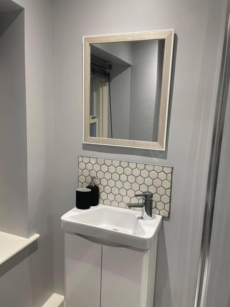 Cosy Apartment Above Village Pub بكستون المظهر الخارجي الصورة